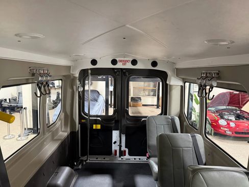 Used 2019 Ford Transit 150 148 Medium Roof image 51