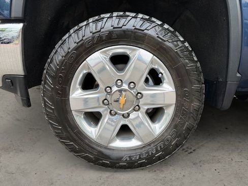 Used 2021 Chevrolet Silverado 3500 LTZ AWD/4WD image 14