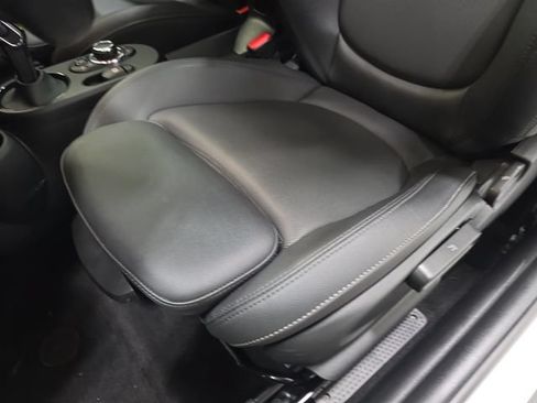 Certified 2024 MINI Cooper SE FWD image 24
