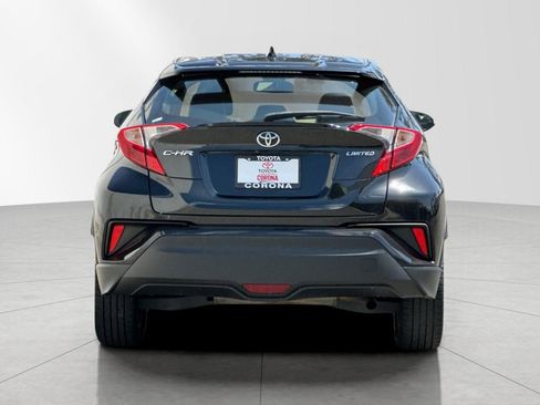 Used 2019 Toyota C-HR Limited FWD image 4