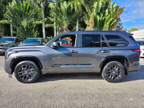 Used 2024 Toyota Sequoia Platinum image 4