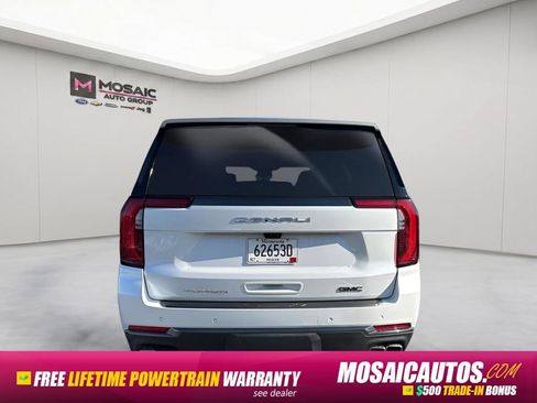Used 2025 GMC Yukon Denali Ultimate w/ LPO, Floor Liner Package AWD/4WD image 4
