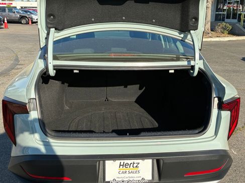 Used 2025 Kia K4 LXS image 30