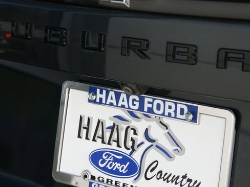 Used 2022 Chevrolet Suburban RST w/ Sport Performance Package image 11