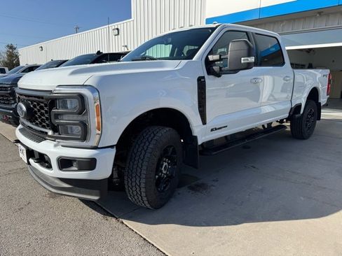 Used 2023 Ford F350 XLT w/ XLT Premium Package image 2