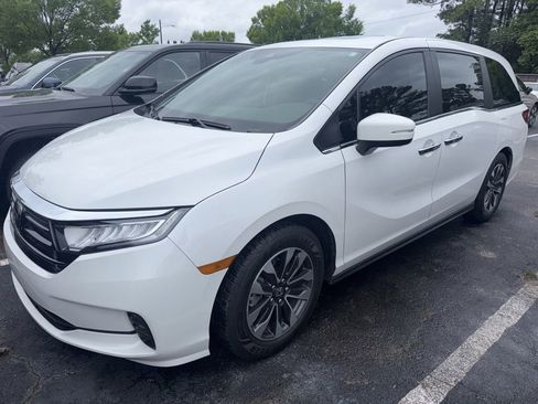 Used 2024 Honda Odyssey EX-L image 1