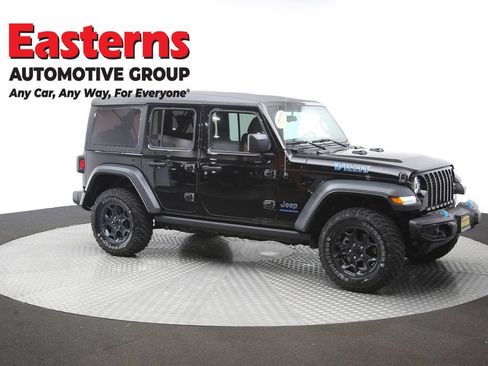 Used 2023 Jeep Wrangler Unlimited w/ Cold Weather Group AWD/4WD image 50