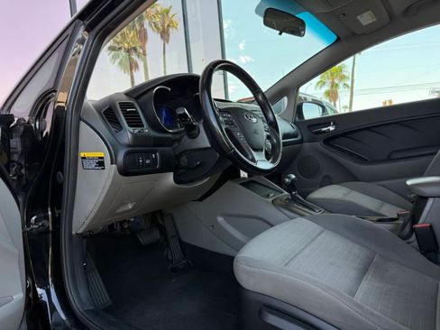 Used 2014 Kia Forte EX FWD image 38