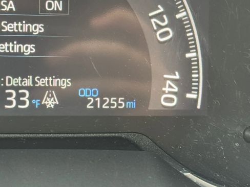 Certified 2023 Toyota RAV4 LE image 22