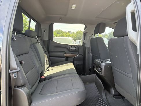 Used 2021 Chevrolet Silverado 1500 LT Trail Boss w/ Convenience Package II image 15