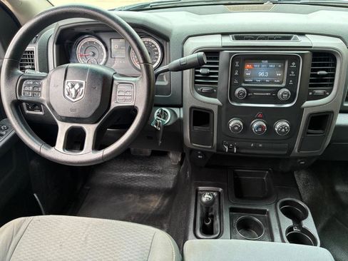 Used 2017 RAM 2500 Tradesman w/ Chrome Appearance Group image 15