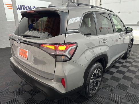 Used 2025 Subaru Forester Premium image 10