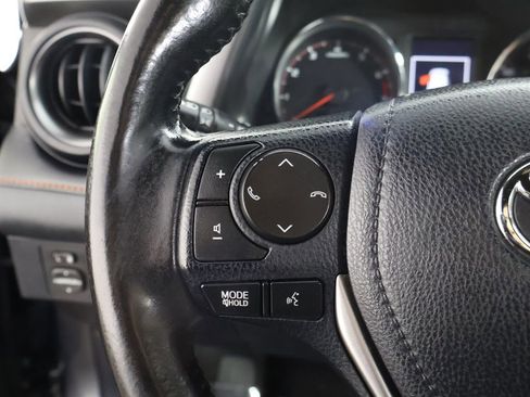 Used 2018 Toyota RAV4 SE w/ All Weather Liner Package AWD/4WD image 42