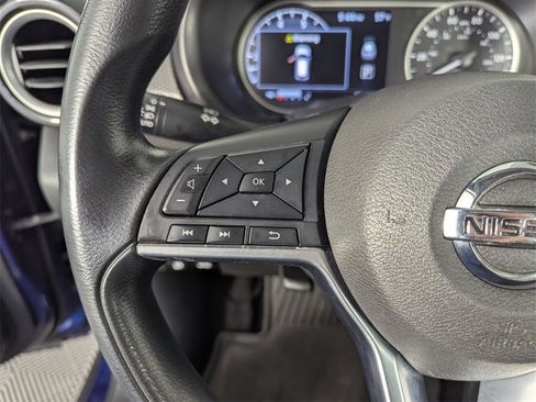 Used 2019 Nissan Kicks SV image 22