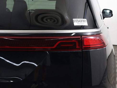 Used 2024 Kia Carnival SX Prestige FWD image 19