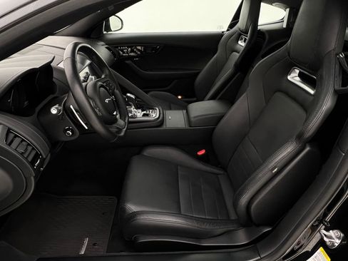 Used 2020 Jaguar F-TYPE R-Dynamic image 12