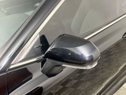 Used 2023 Toyota Camry SE FWD image 13