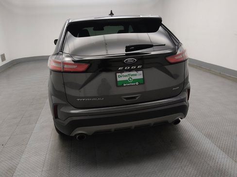 Used 2024 Ford Edge Titanium image 6