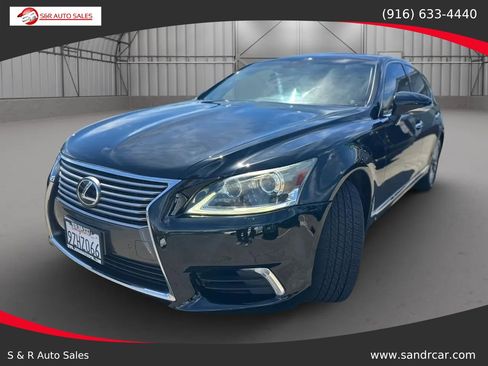 Used 2013 Lexus LS 460 w/ Comfort Pkg RWD image 1