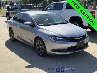 Used 2016 Chrysler 200 S w/ Navigation & Sound Group I