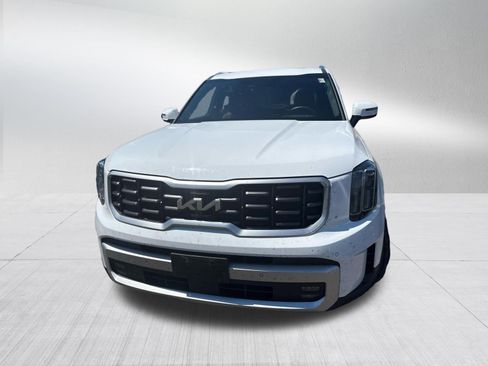 Used 2025 Kia Telluride SX Prestige AWD/4WD image 2