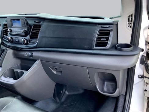 Used 2025 Ford Transit 250 148 Medium Roof Extended AWD image 17