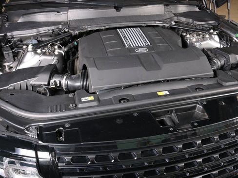 Used 2017 Land Rover Range Rover HSE image 8