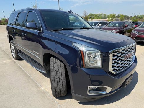 Used 2020 GMC Yukon Denali image 3