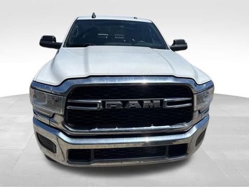 Used 2022 RAM 2500 Tradesman w/ Chrome Appearance Group AWD/4WD image 3