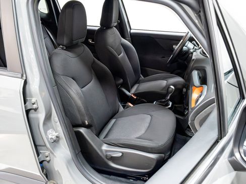 Used 2020 Jeep Renegade Sport image 23