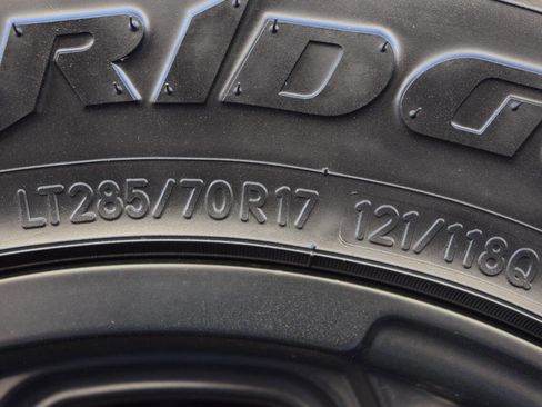 Used 2018 GMC Sierra 1500 Denali w/ Denali Ultimate Package image 34