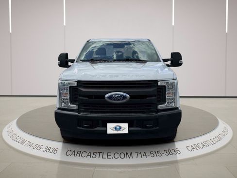 Used 2019 Ford F250 XL w/ Power Equipment Group RWD image 9