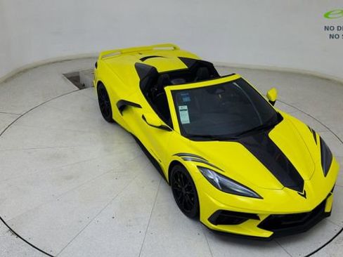 Used 2024 Chevrolet Corvette Stingray Premium Conv w/ Z51 Performance Package RWD image 72