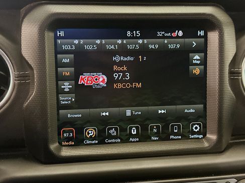 Used 2023 Jeep Wrangler Sahara w/ Cold Weather Group image 21