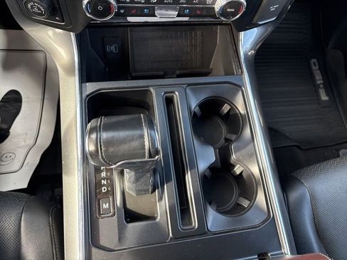 Certified 2022 Ford F150 Lariat w/ Equipment Group 502A High image 34