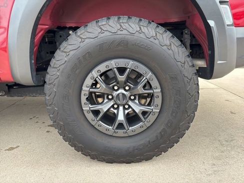 Used 2022 Ford F150 Raptor w/ Raptor 37 Performance Package AWD/4WD image 8