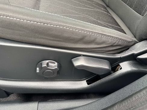 Used 2021 Ford EcoSport SE w/ SE Convenience Package FWD image 29