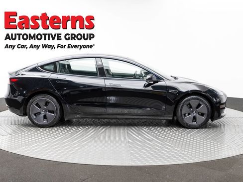 Used 2023 Tesla Model 3 Standard Range RWD image 4
