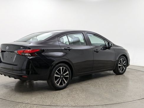 Used 2025 Nissan Versa SV FWD image 9