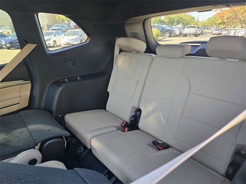 New 2026 Buick Enclave Preferred image 14