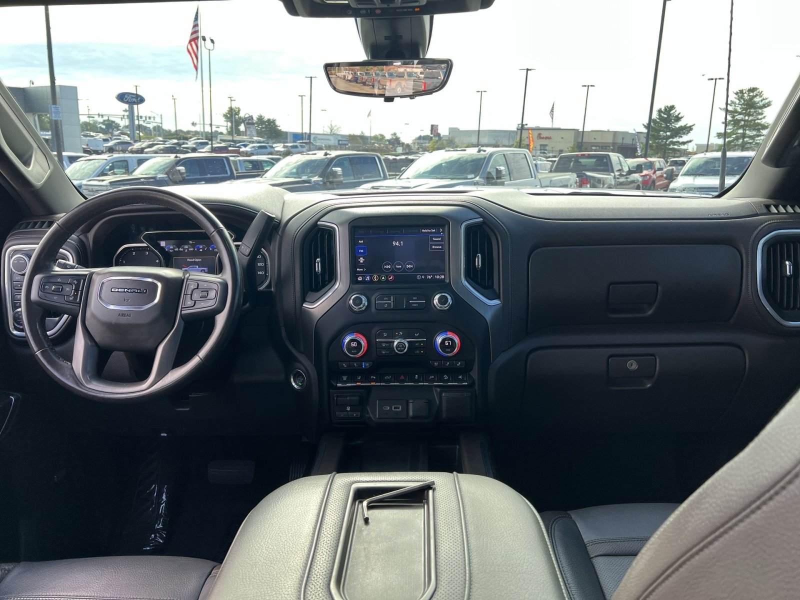 Used 2022 GMC Sierra 2500 Denali w/ Denali Ultimate Package AWD/4WD image 22
