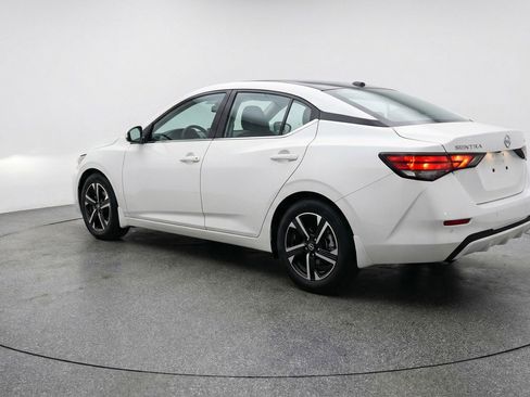 Used 2025 Nissan Sentra SV FWD image 6