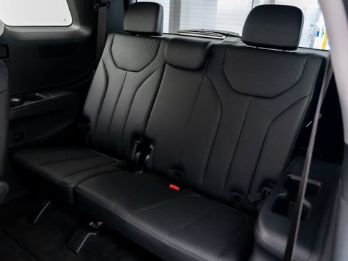 Used 2025 Hyundai Palisade SEL AWD/4WD image 18