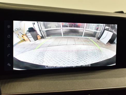 Used 2025 Nissan Murano SV image 22