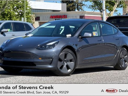 Used 2023 Tesla Model 3 Standard Range RWD image 1
