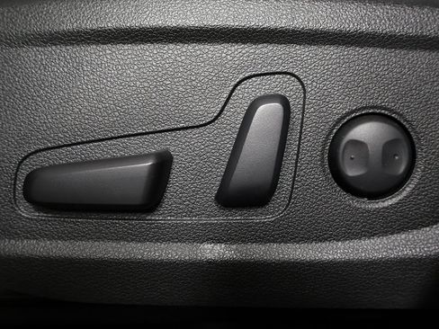 Certified 2023 Hyundai Santa Fe SEL image 28