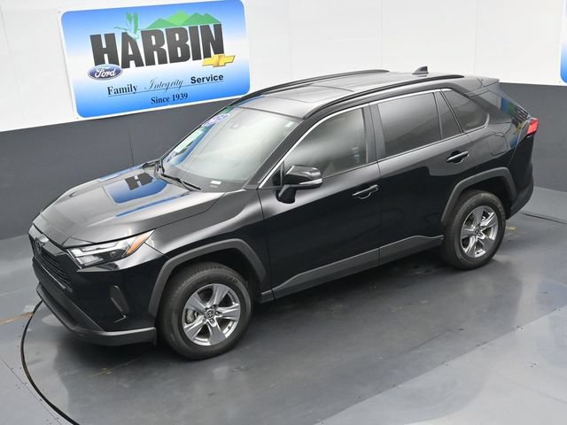 Used 2025 Toyota RAV4 XLE w/ Convenience Package FWD image 24