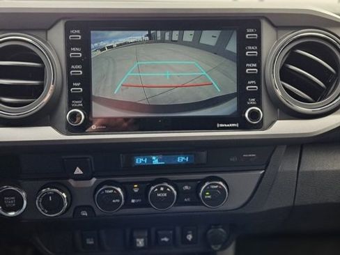 Used 2023 Toyota Tacoma TRD Off-Road image 11
