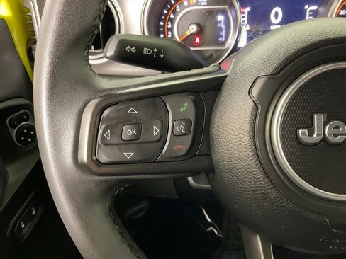 Used 2023 Jeep Gladiator Sport AWD/4WD image 24