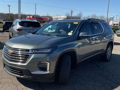 Certified 2023 Chevrolet Traverse LT image 5